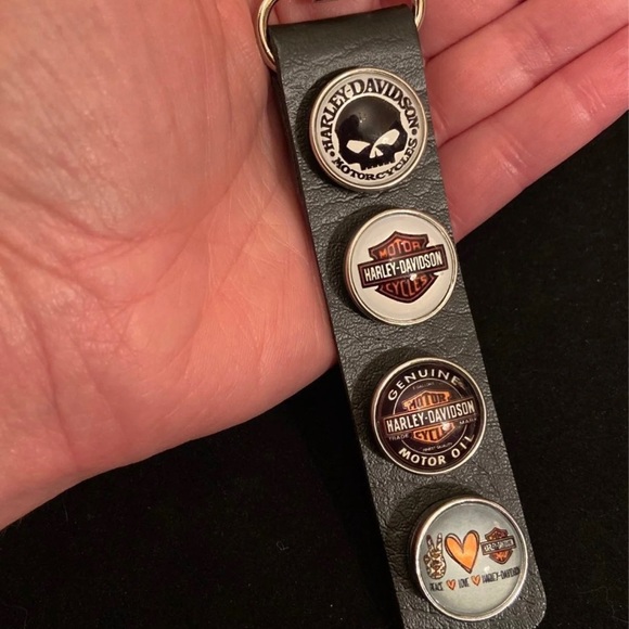 Harley Leather Luxury Keychains - Picture 2 of 5